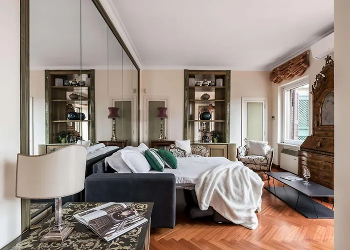 Apartamento The Rent - One-bedroom In A Quiet, Classically Styled Corner Near The Quirinale