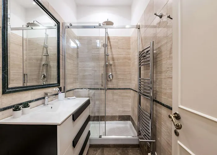 Apartamento The Rent - One-bedroom In A Quiet, Classically Styled Corner Near The Quirinale